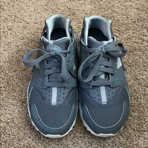 Nike huaraches - Picture 1 of 3